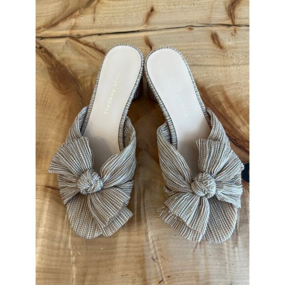 NEW Loafler Randal Emilia Slide on Heels Women's Platinum Size: 7.5 - Picture 4 of 9